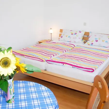 Bauernhof Mayer بيت للعطل *